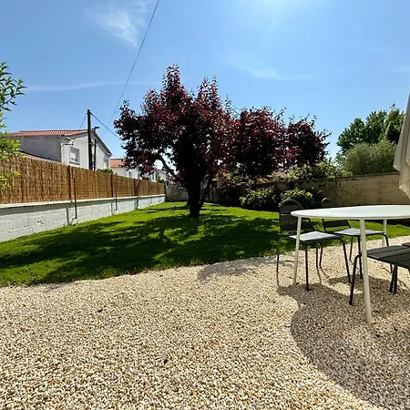 Casa de Férias La Maison Du Quai - Face à La Sèvre Niortaise
