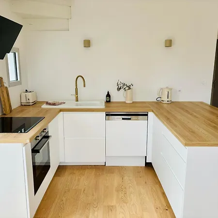 La Maison Du Quai - Face A La Sevre Niortaise Hébergement de vacances