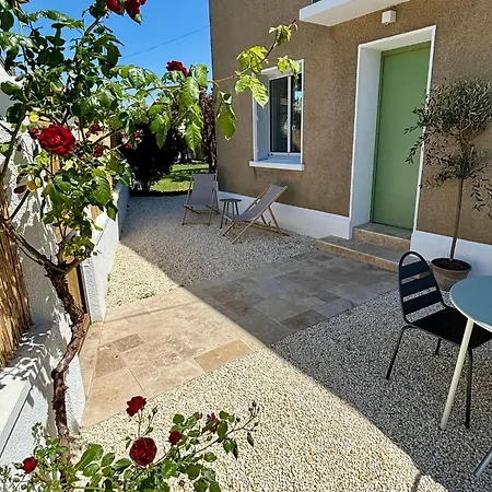 Prázdninový dům La Maison Du Quai - Face A La Sevre Niortaise *