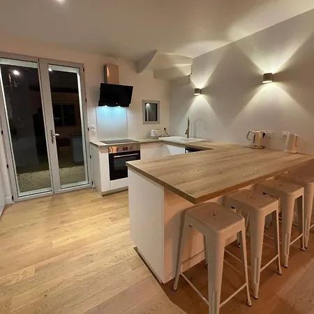 La Maison Du Quai - Face à La Sèvre Niortaise *