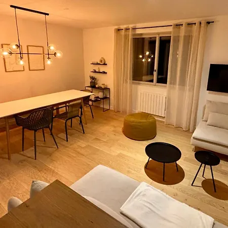 La Maison Du Quai - Face A La Sevre Niortaise Holiday home Niort