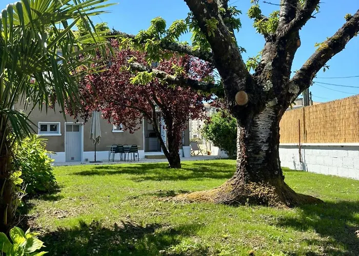 La Maison Du Quai - Face A La Sevre Niortaise Nyaraló *
